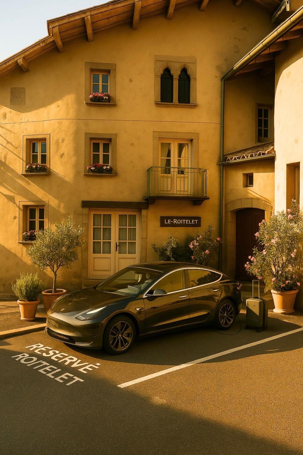 Appart'Hotel Chaleureux Au Coeur De Tullins - Le Roitelet Eksteriør bilde